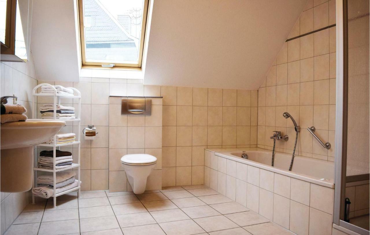 2 Bedroom Gorgeous Home In Hachenburg Esterno foto