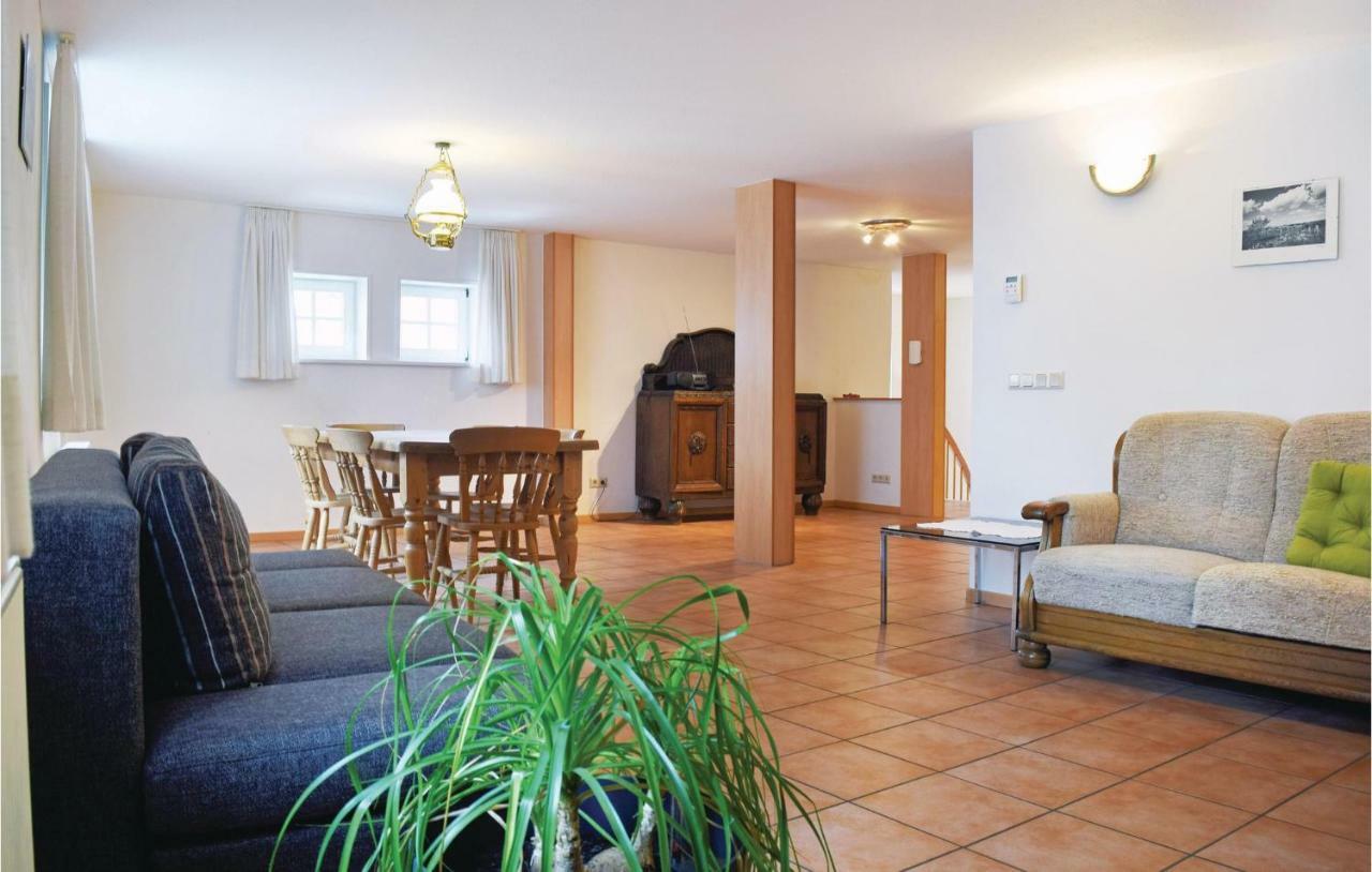 2 Bedroom Gorgeous Home In Hachenburg Esterno foto